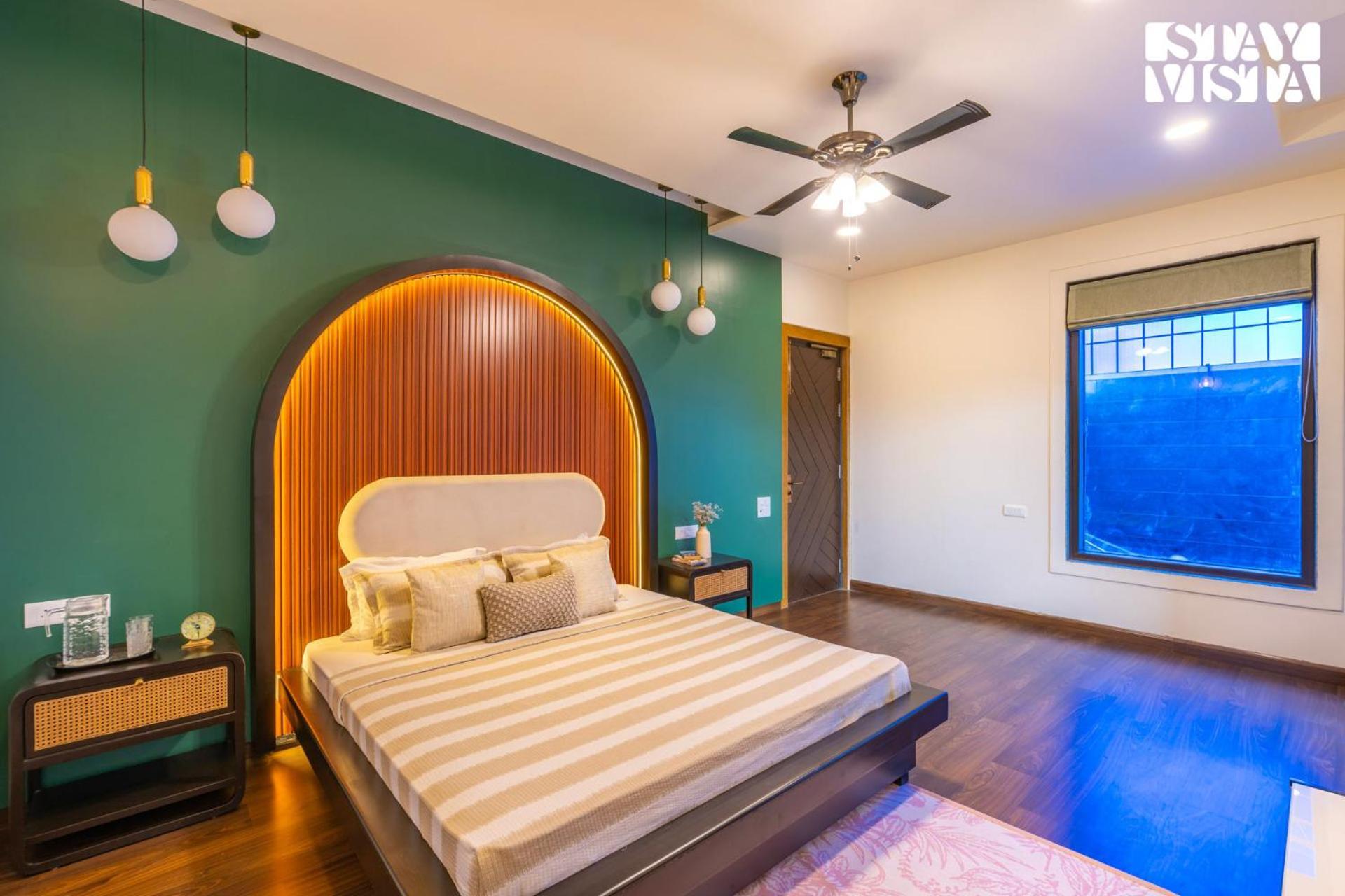 Stayvista At Wandering Vines Indoor Pool 4Bhk Luxury Villa In Delhi Sohna Экстерьер фото