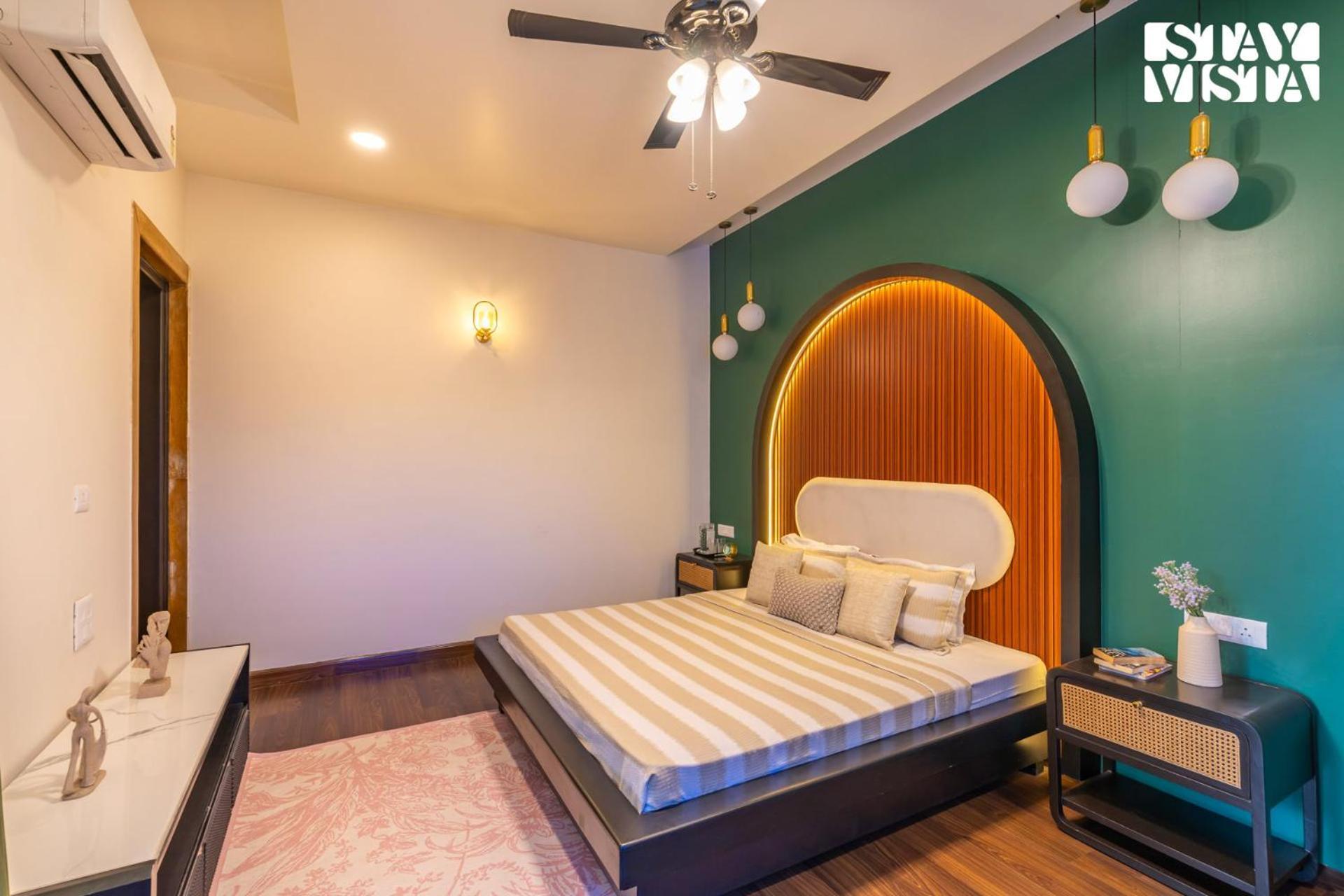 Stayvista At Wandering Vines Indoor Pool 4Bhk Luxury Villa In Delhi Sohna Экстерьер фото